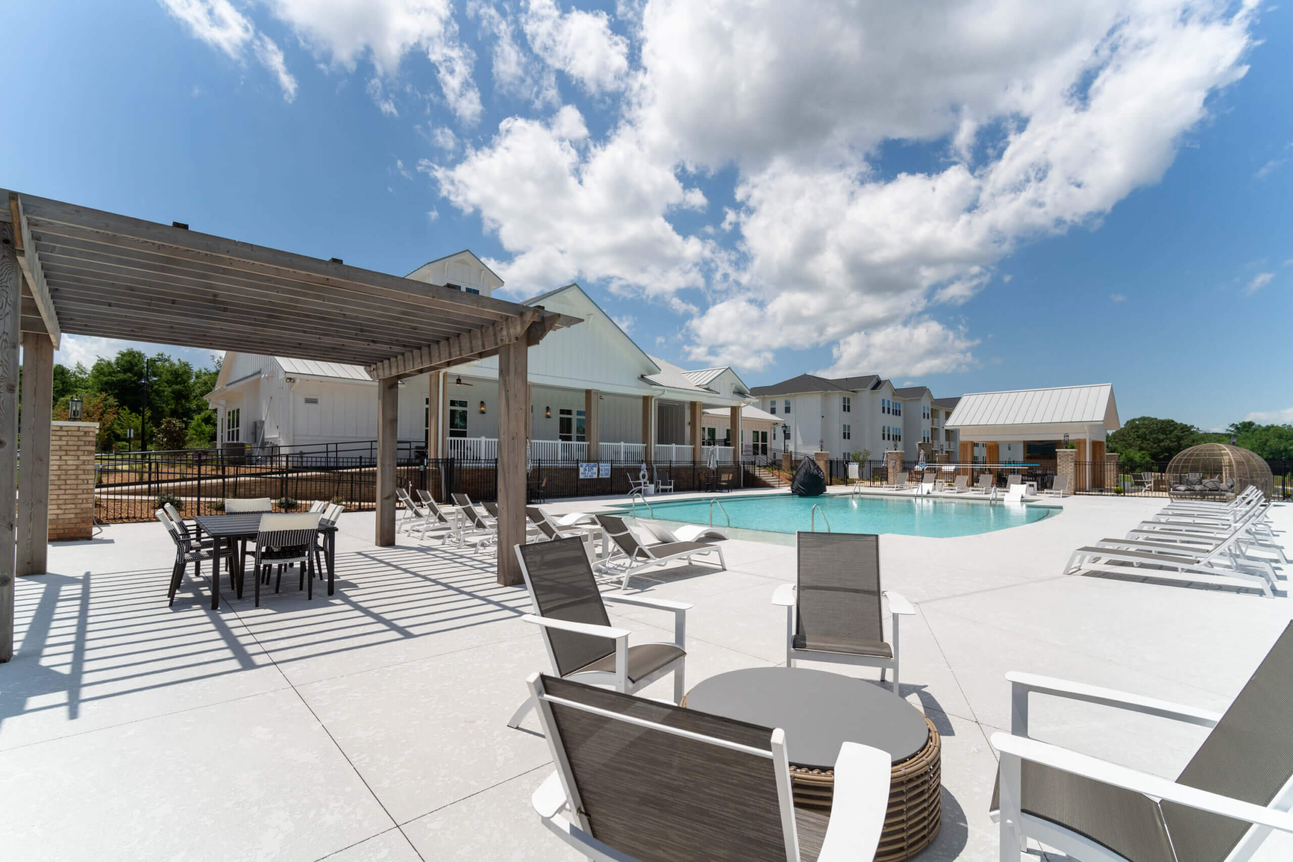 Luxury Apartments in South Carolina The Streams at Battery Park