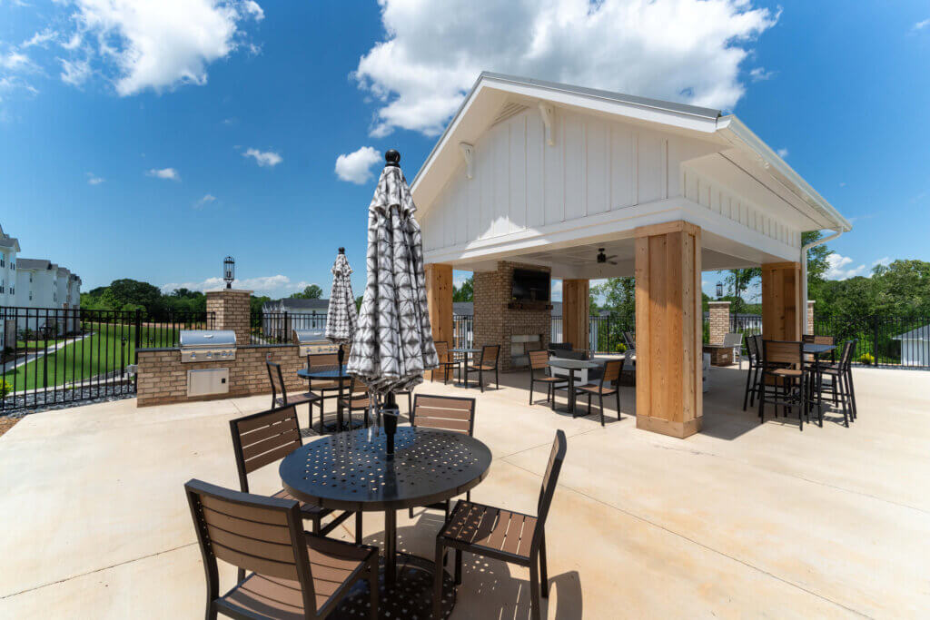 The Streams Apts - Outside Beautiful Sitting Area