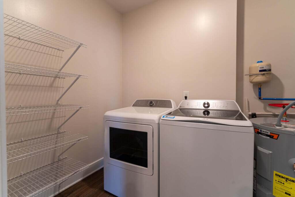 The Streams Apts - Laundry Area